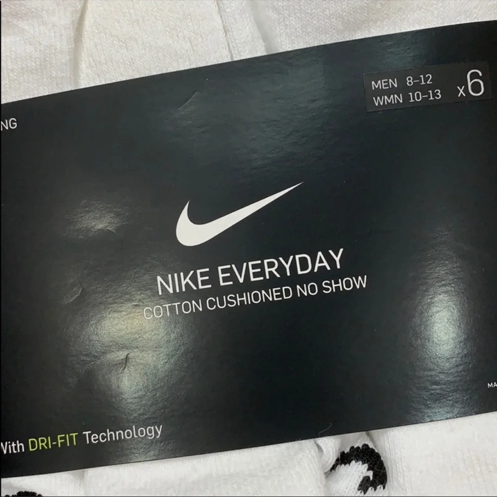 Nike pairs socks